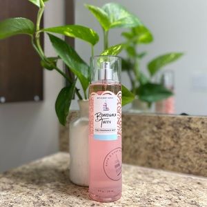 Bath & Body Works Boardwalk Taffy Fragrance
